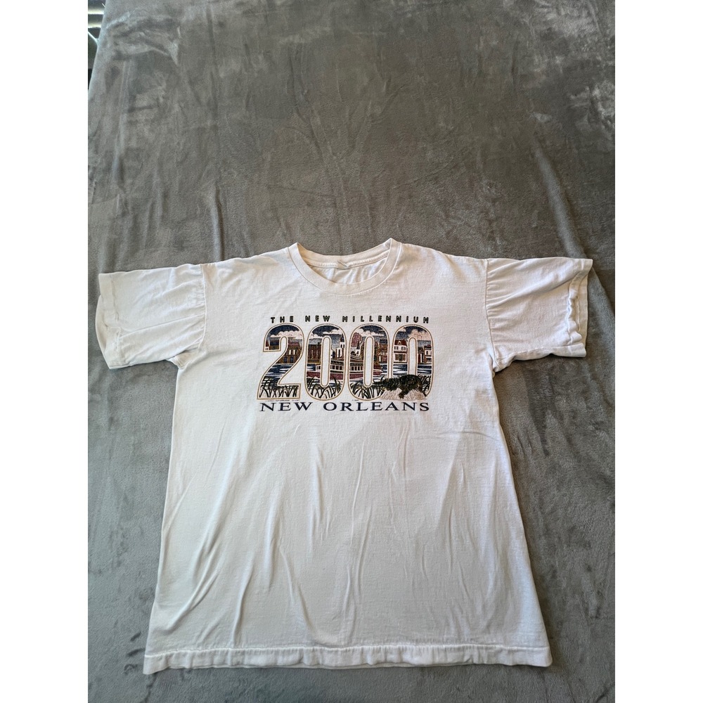 Fair City USA T-Shirt Mens XL White New Millennium 2000 New Orleans Graphic Tee